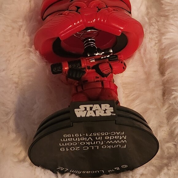 Funko Pop! Star Wars: The Rise of Skywalker, Episode 9 - Sith Jet Trooper Figure - Picture 6 of 6
